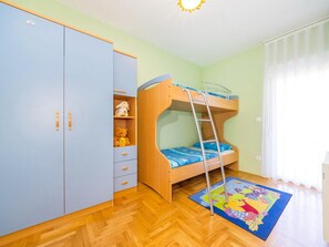 Schlafzimmer 3