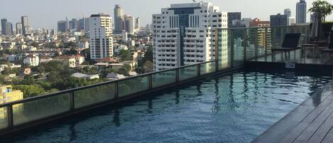 Rooftop infinity swimming pool 