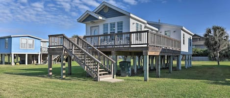 Galveston Vacation Rental | 2BR | 1BA | 800 Sq Ft | Stairs Required