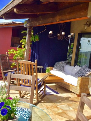 Lovely conversation area on the deck!