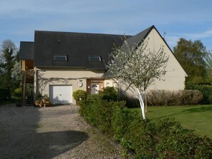 Gîte La Cour Bonhomme parking fermé