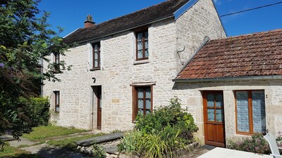 Casa de piedra restaurada de 3 dormitorios con jardín privado
