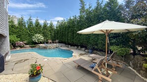 Pool area 