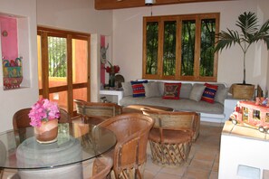 Casa Alegre Living/Dining Room