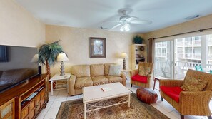SBOC_South_02-Living-Room