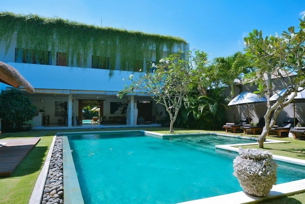 Stylish&amp;Elegant 8Bed Lux Villa,Seminyak;