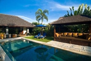 Private Luxury 3 Bed/Bath villa, Umalas