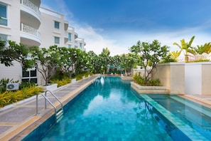 Baan PooLom HH_2Bedroom Apt PoolView:BAC