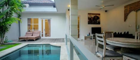 CHARMING 2 BR WITH PRIVATE POOL SEMINYAK
