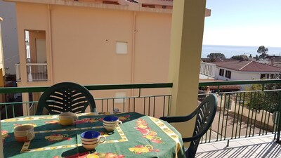 BILOCALE VISTA MARE IN SARDEGNA A SOLI 50 MT DAL MARE E DALLE SPIAGGE!!