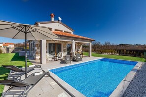 Holiday Home Swimming Pool
