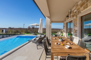 Piscine maison de vacances