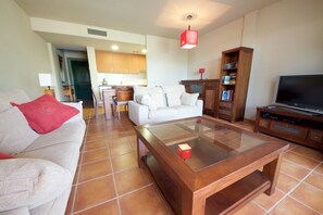 4. les-oliveres-resort-costa-dorada-tarragona-ampolla-l'ampolla-casa-2-lounge-spain-holiday-holidays-vacation