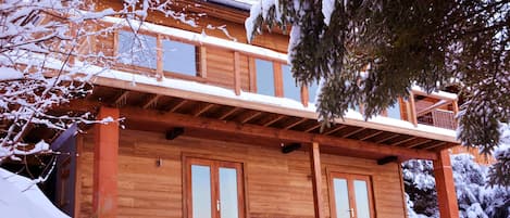 Luxury chalet 300 meters from cable car