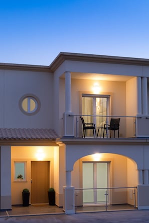 Front of property – evening/night