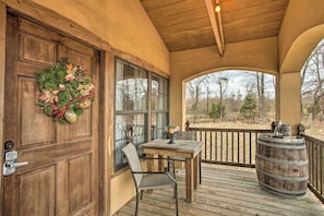 Private Covered Deck | Vineyard Views