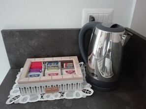 Kaffee und/oder Kaffeemaschine