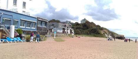 Plage de monsieur Hulot





plage de monsieur houlot

