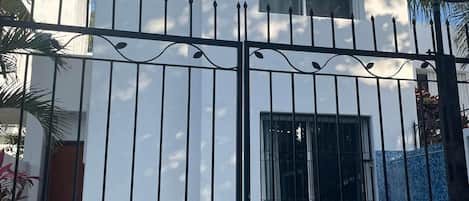 Gated property