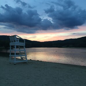 sunset at lake pineo 