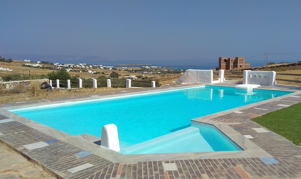 Swimming pool with sea view