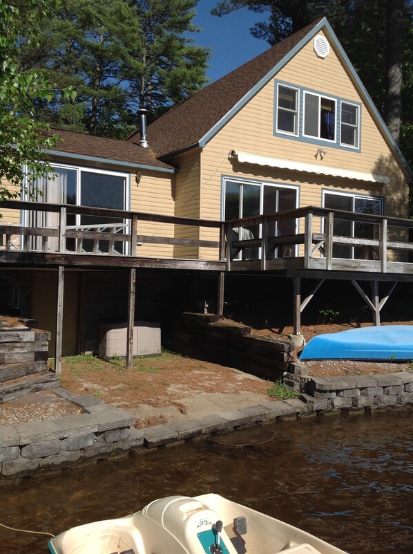 Waterfront deck