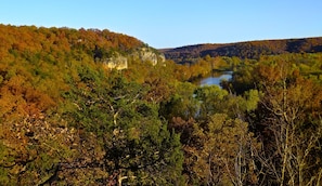View of Rock Eddy Bluff from Indian House Bluff