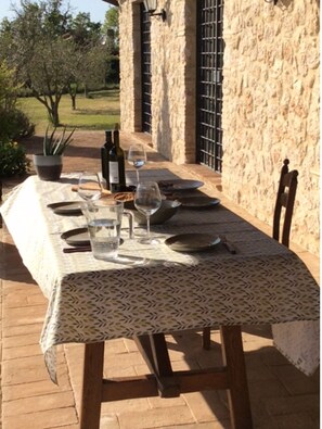 Outdoor dining