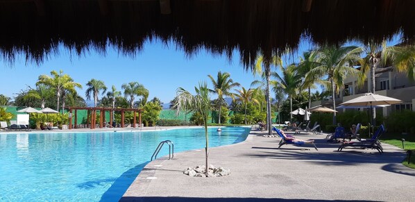 2 large beautiful pools onsite!
