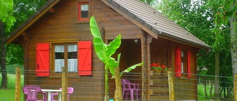 le chalet vu de l&apos;extérieur