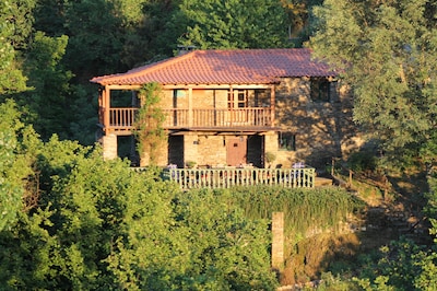 Traditional stone house with pool in central Portugal