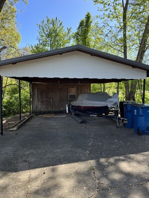 Carport