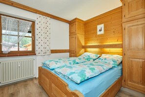 Helle 2-Raum-Wohnung Adlerhorst, 50 qm-die Wohnung 1