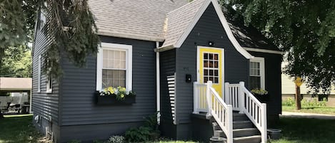 Charming 1940's Tudor Bungalow