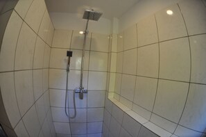 Parrot Resort Apartment - Moalboal