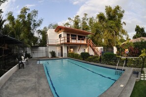 Parrot Resort Apartment - Moalboal