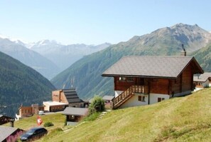 Chalet vorne rechts