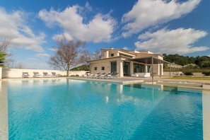 Villa pour 8 personnes avec piscine à Santa Margalida, Majorque.