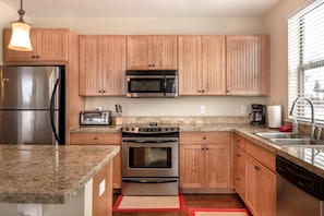 Fully-equipped kitchen with large island