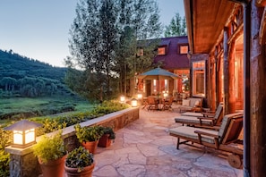 Kitchen patio