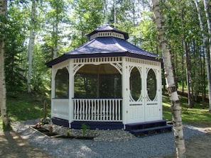 screened gazebo