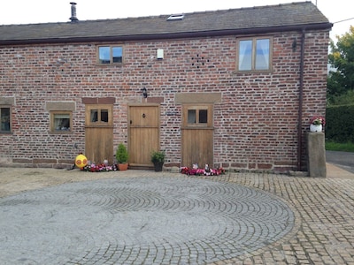 Die alte Mühle Cottage 2 Schlafzimmer 250 Jahre alte Hütte Whirlpool-Pool