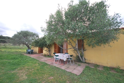 Stazzo three-room apartment, renovated, a few steps from the sea