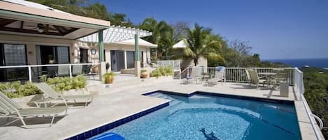 Dates still open!! All A/C- 4 bdrm pool villa w/ spa, views and privacy