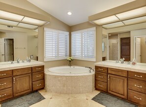 Master Bath with jacuzzi tub