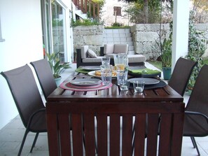 Outdoor dining