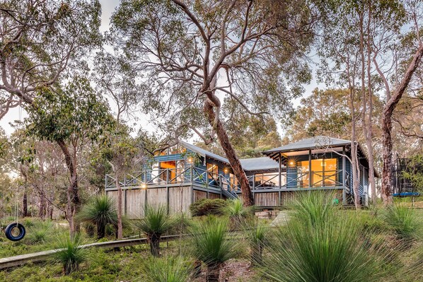 Surrounded by bushland, Three Bears offers a rustic escape primed to explore the Margaret River region.