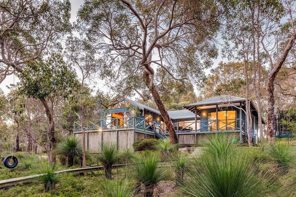 Surrounded by bushland, Three Bears offers a rustic escape primed to explore the Margaret River region.