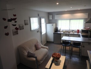 espace détente et cuisine