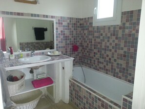 salle de bain privative seconde chambre